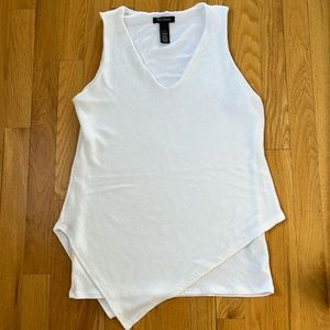White House Black Market white sweater tank size S